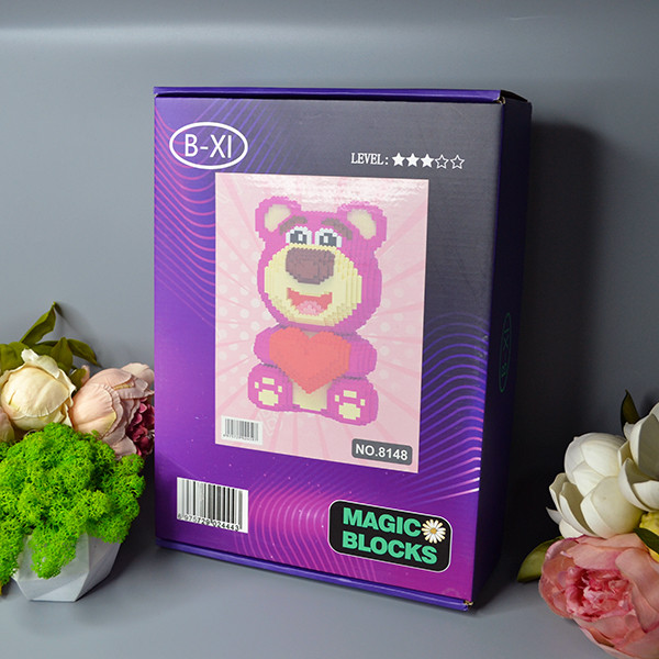 Конструктор 3D Magic Blocks у формі ведмедика Bearbrick "Kisses" із серцем 4450 деталей