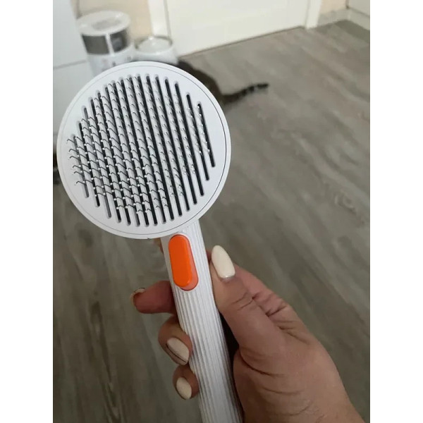 Щітка для вичісування шерсті Pet Brush для хатніх тварин самоочисна, Гребінець від тріскачки для котів і