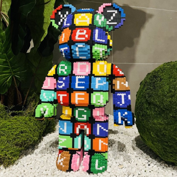 Конструктор Алфавіт 40 см 3D у формі Magic Blocks bearbrick з мініблоків, наноблок 3D конструктори